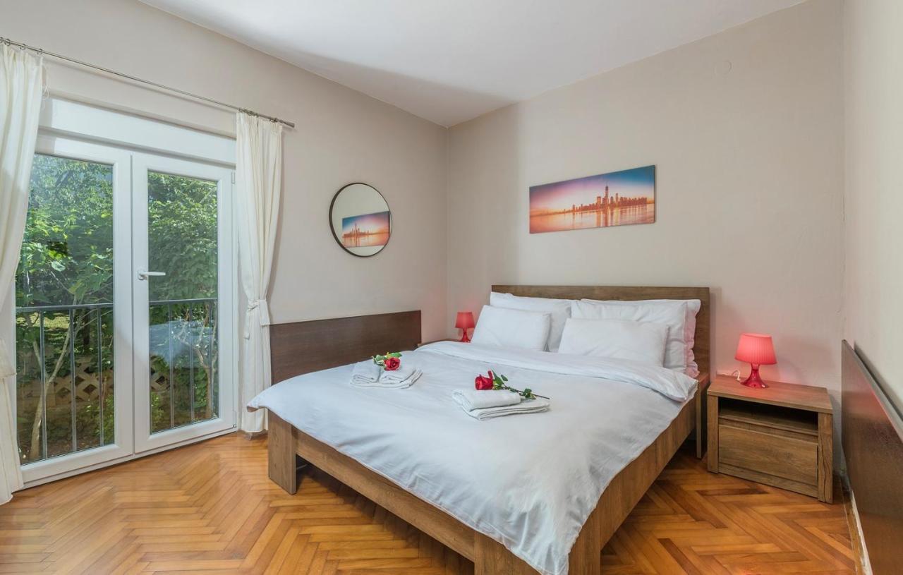 Apartments Loredana Poreč Dış mekan fotoğraf