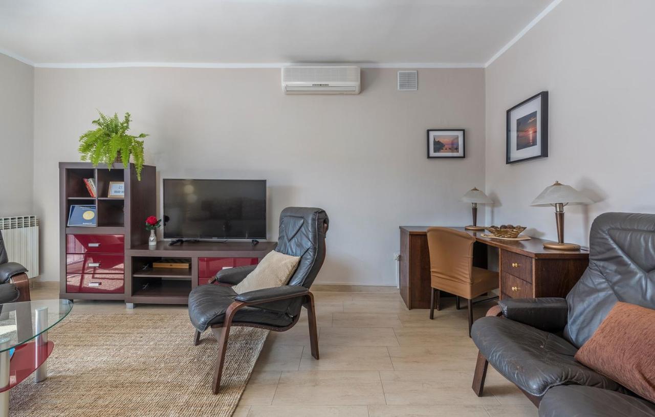 Apartments Loredana Poreč Dış mekan fotoğraf