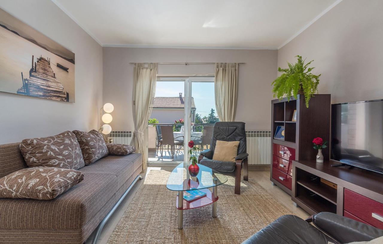 Apartments Loredana Poreč Dış mekan fotoğraf