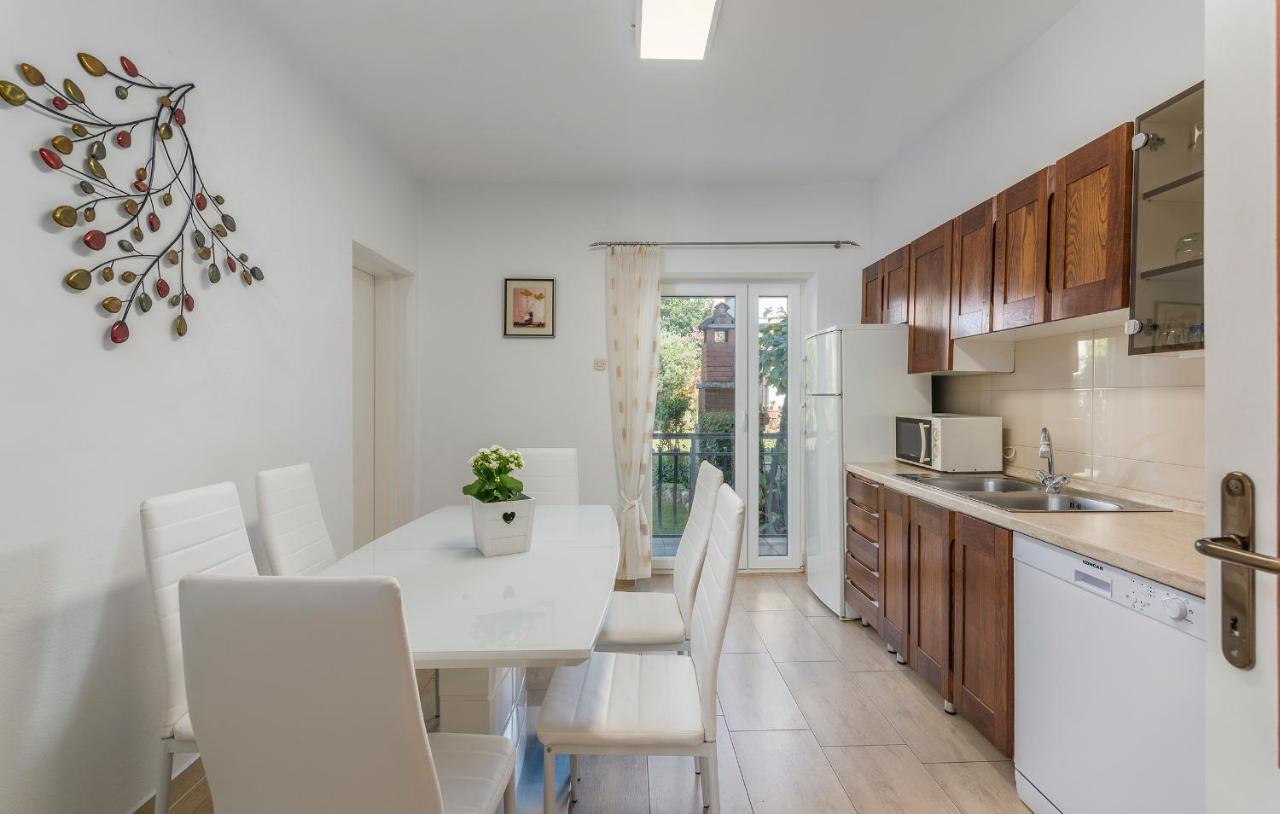 Apartments Loredana Poreč Dış mekan fotoğraf